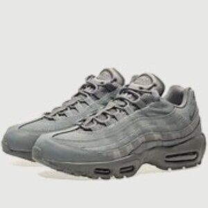 GREY NIKE AIR MAX 95'S